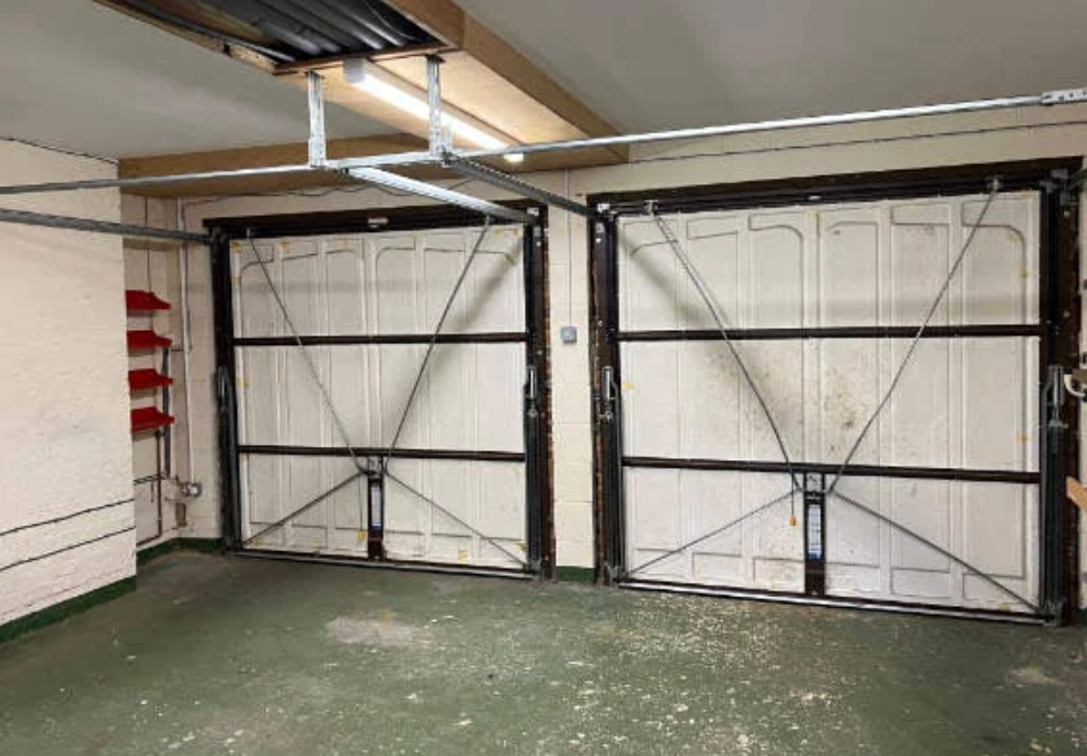 Ellenton Humidity Resistant Garage Door Maintenance and Tune Up