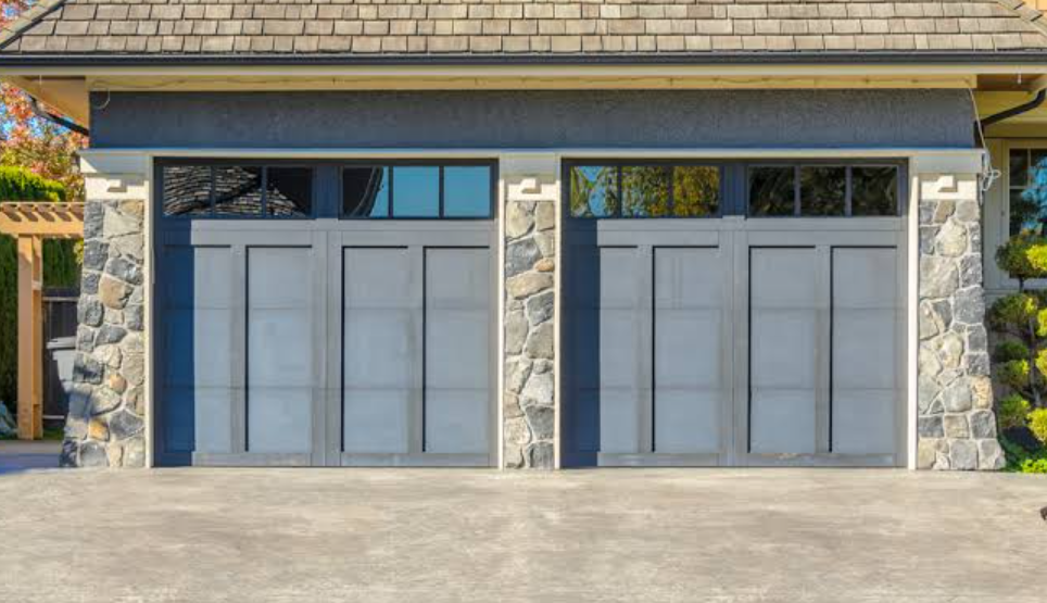 Humidity-Resistant Garage Door Maintenance Palmetto FL